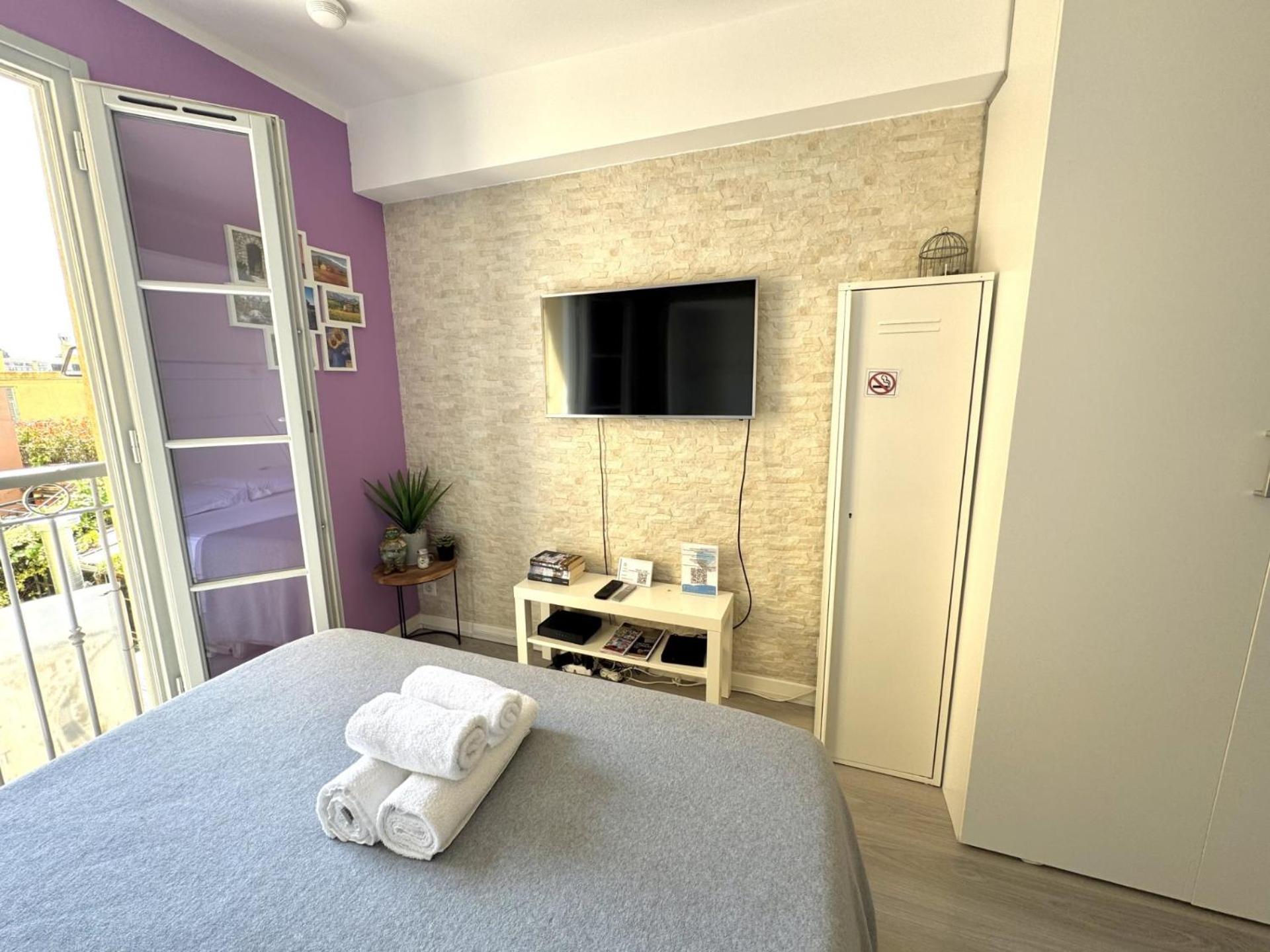Aparthotel Riviera Nice Cote D'Azur - Old Town - Studio Ac - Sea View - 50M Promenade Des Anglais- La Maison Linda エクステリア 写真